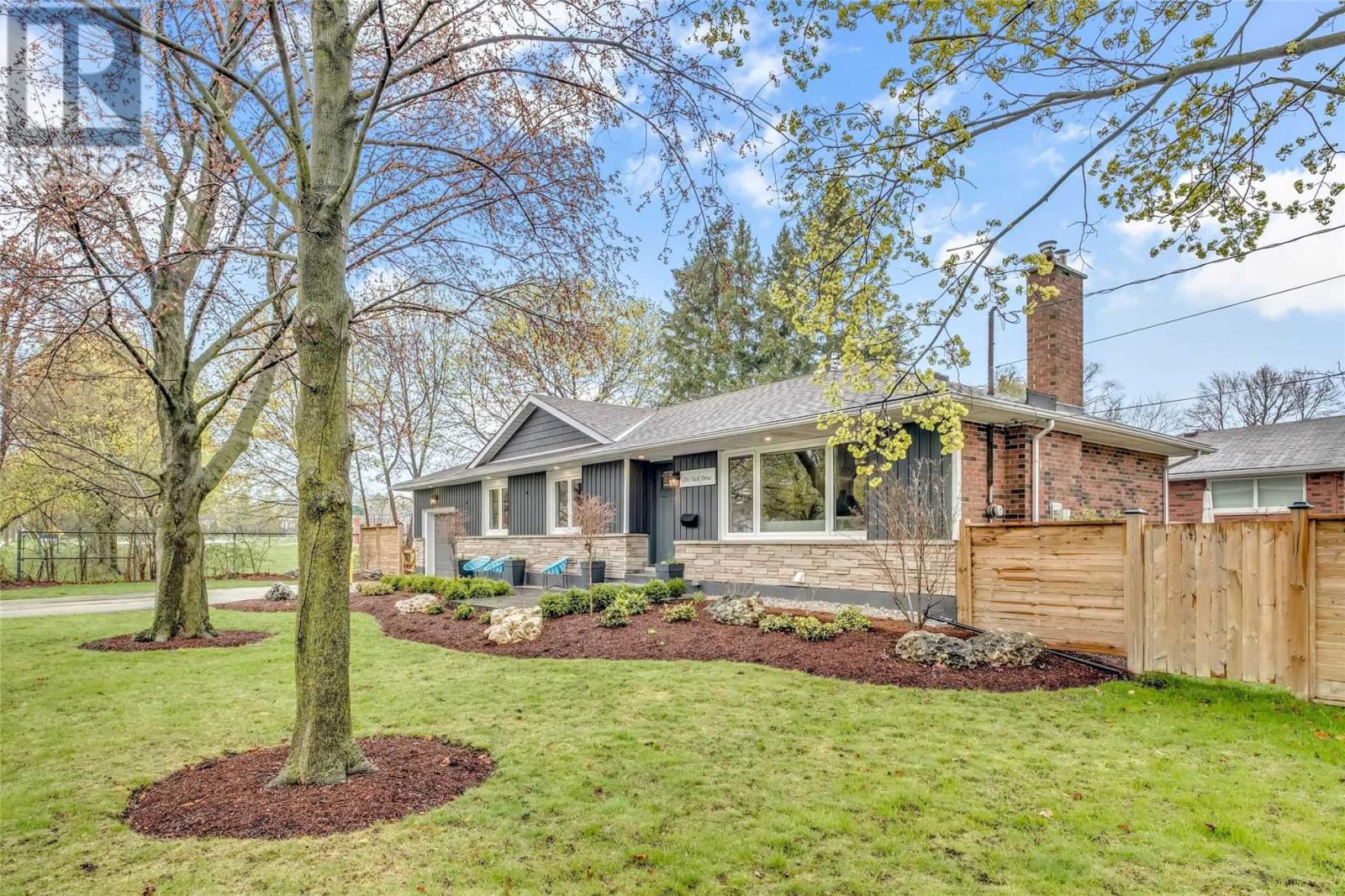 291 Tuck Drive, Burlington, ON, L7L 2R2