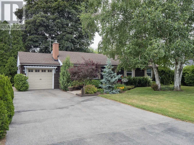 952 Boothman Avenue, Burlington, ON, L7T 1P6