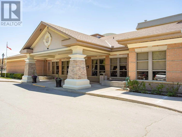 1516-100 Burloak Drive, Burlington, ON, L7L 6P6