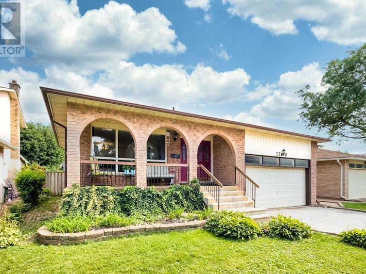 2310 Glastonbury Road, Burlington, ON, L7P 4C9