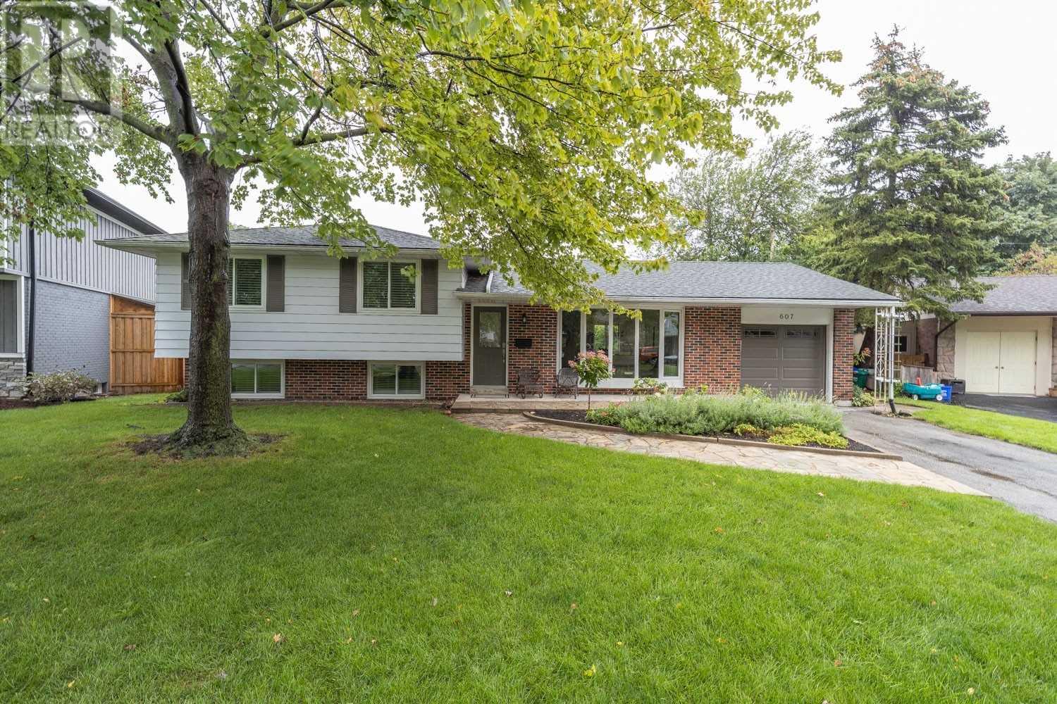 607 Geneva Park Drive, Burlington, ON, L7N 3C2