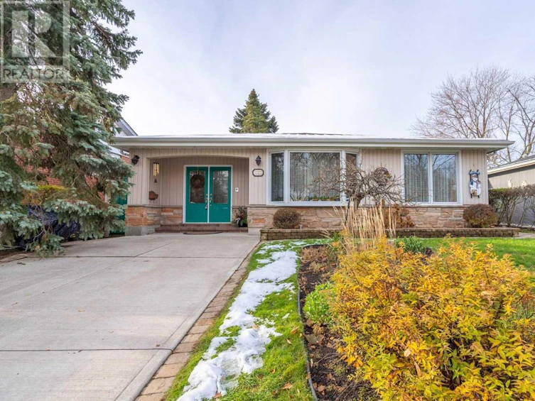 676 Mullin Way, Burlington, ON, L7L 4J4