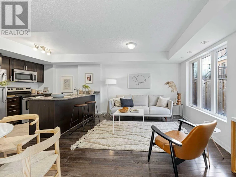 129-11 Foundry, Toronto, ON, M6H 0B7