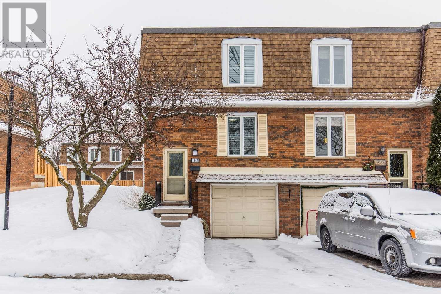 1563 Westminster Place, Burlington, ON, L7P 2B4