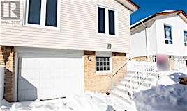913 Stainton Drive, Mississauga, ON, L5C 1G2