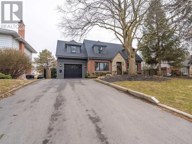 915 Condor Drive, Burlington, ON, L7T 3B1