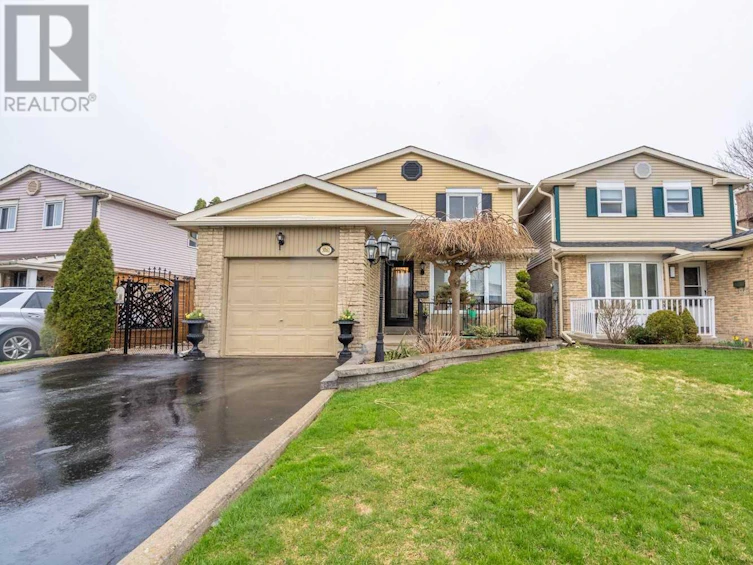 3061 Driftwood Drive, Burlington, ON, L7M 1X8