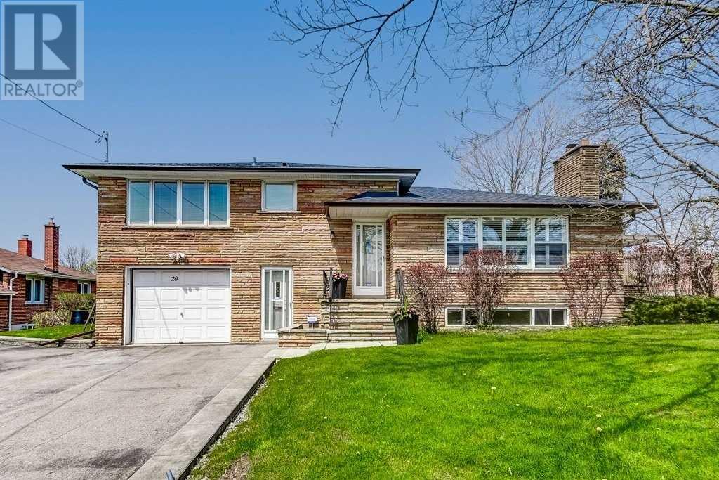 20 Valencia Crescent, Toronto, ON, M6L 1M4
