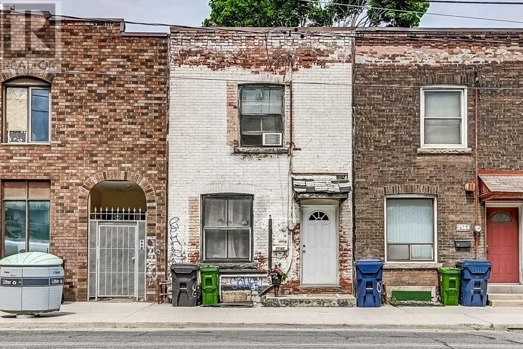 2146 Dundas Street West, Toronto, ON, M6R 1X2
