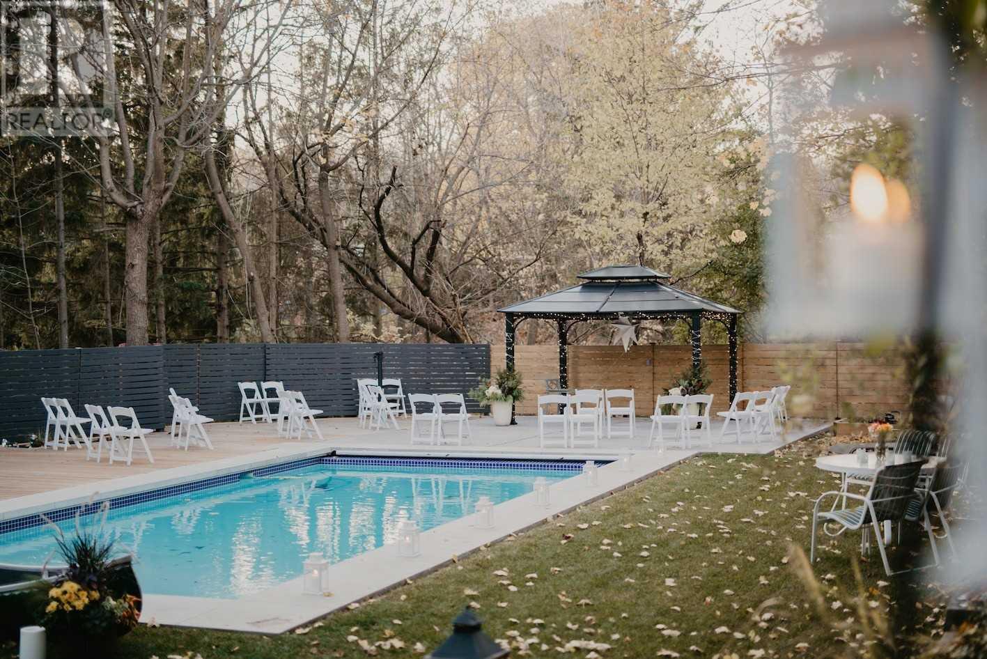 1976 Snake Road, Burlington, ON, L7P 4Y4
