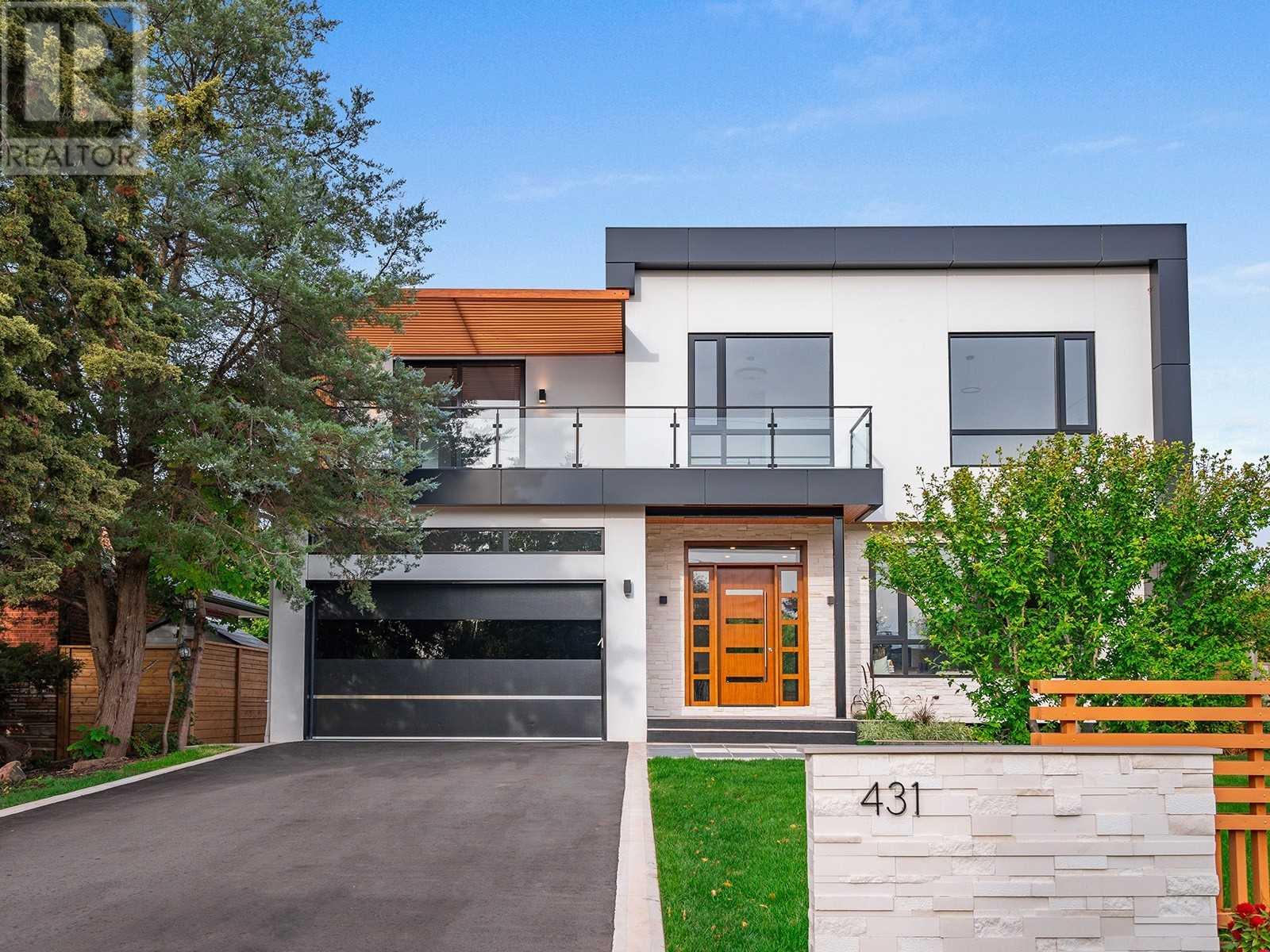 431 Sandlewood Road, Oakville, ON, L6L 3S3