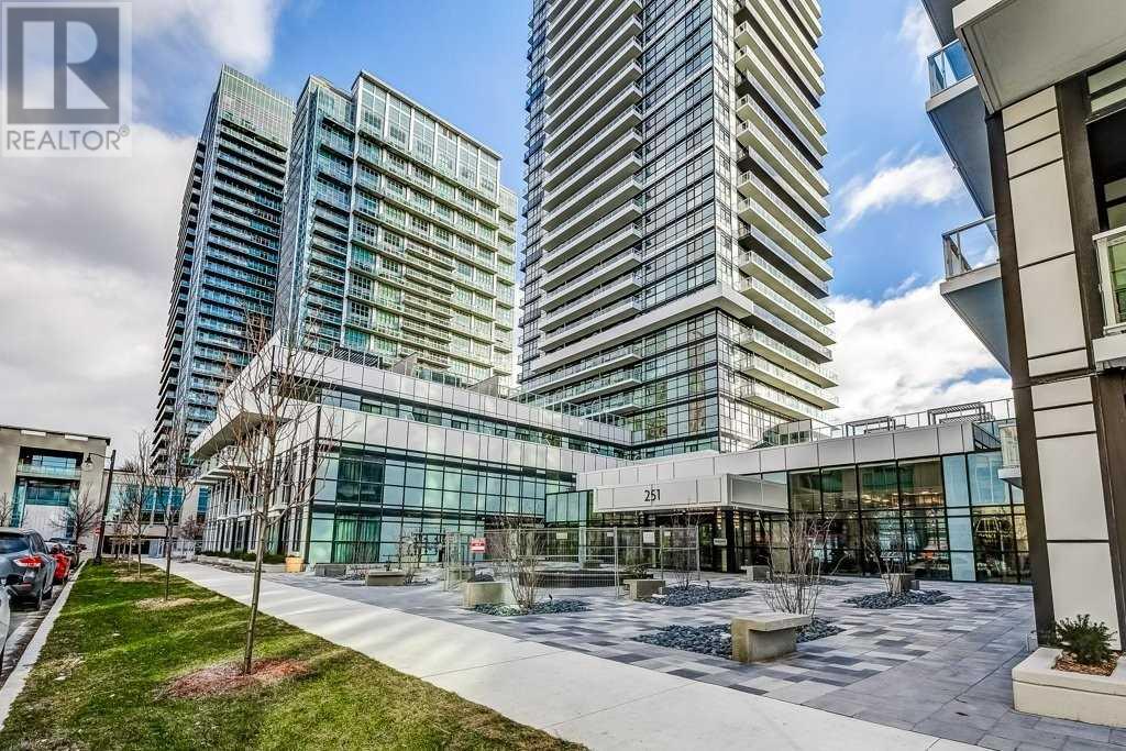 2807-251 Manitoba Street, Toronto, ON, M8Y 0C7