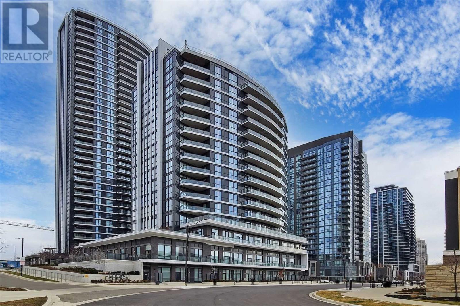 1007-65 Watergarden Drive, Mississauga, ON, L5R 0G9