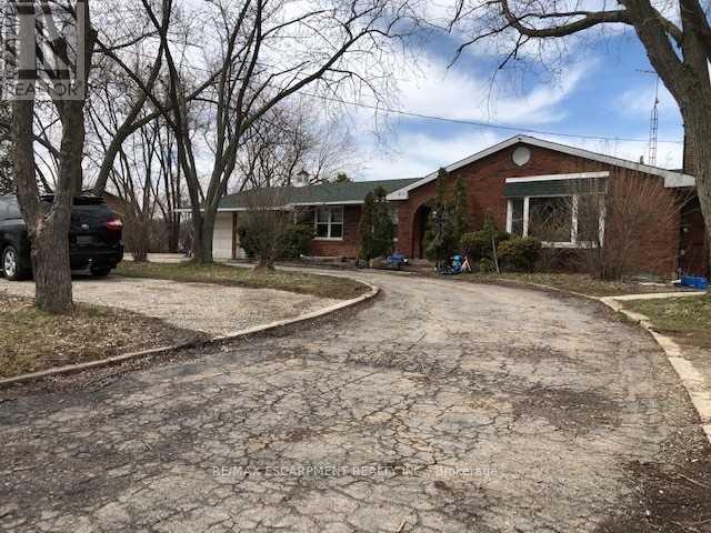 215 Burnhamthorpe Road East, Oakville, ON, L6H 7B6