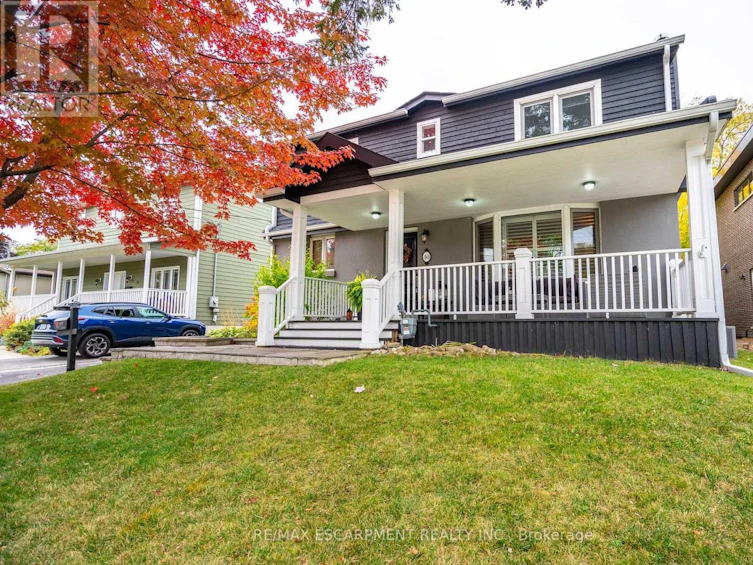 40 Minnewawa Road, Mississauga, ON, L5G 1C5