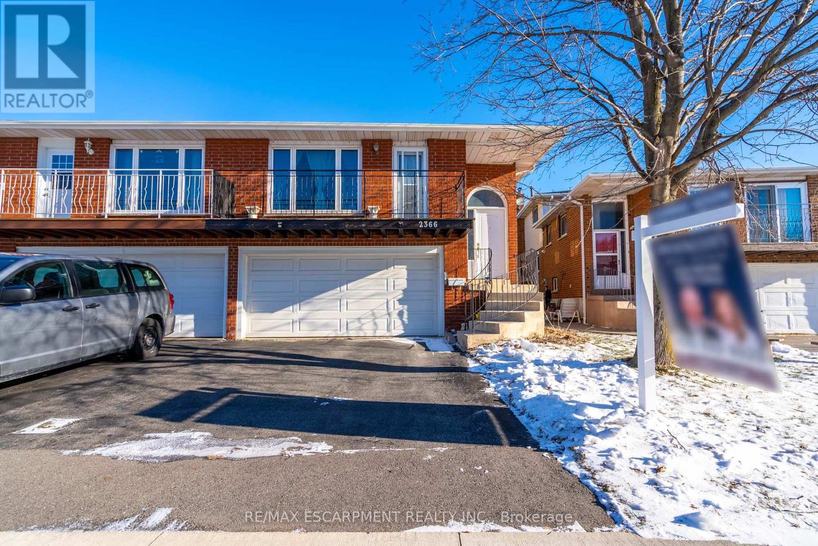 2366 Glastonbury Road, Burlington, ON, L7P 3Y3