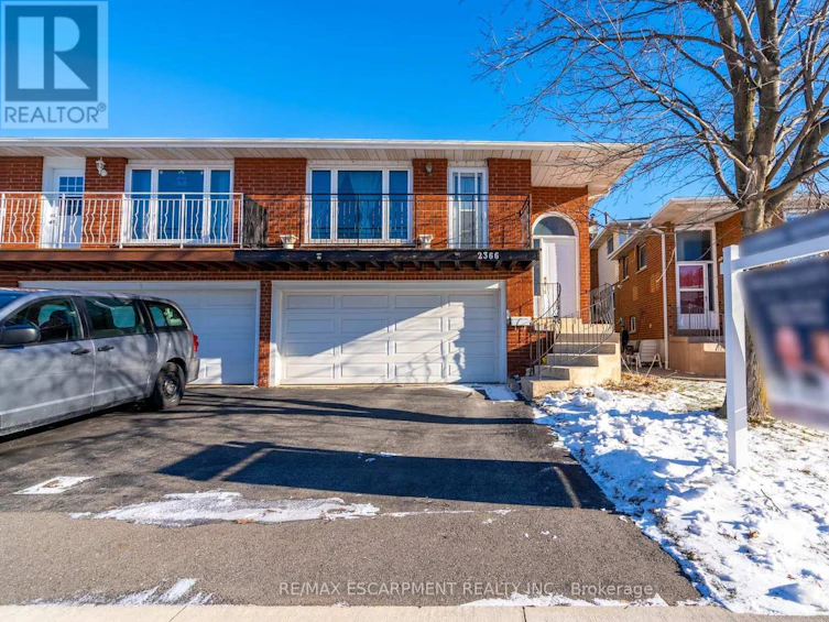 2366 Glastonbury Road, Burlington, ON, L7P 3Y3