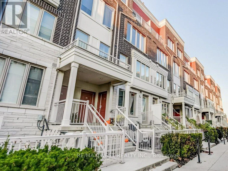 34-125 Long Branch, Toronto, ON, M8W 0A9