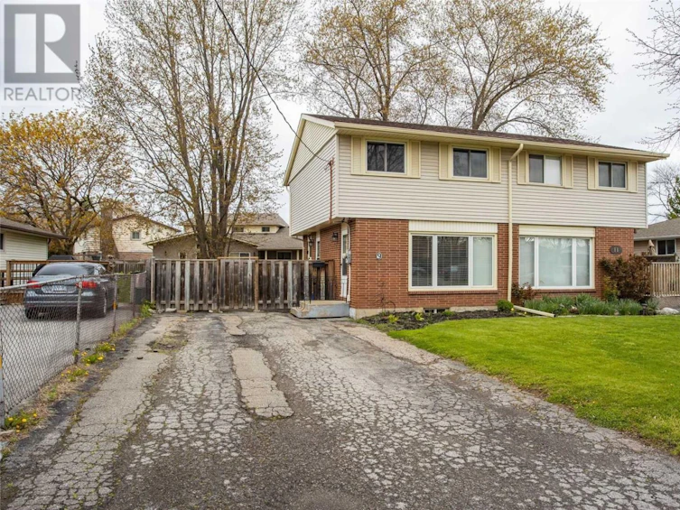 9 Westlake Lane, St. Catharines, ON, L2N 4C9