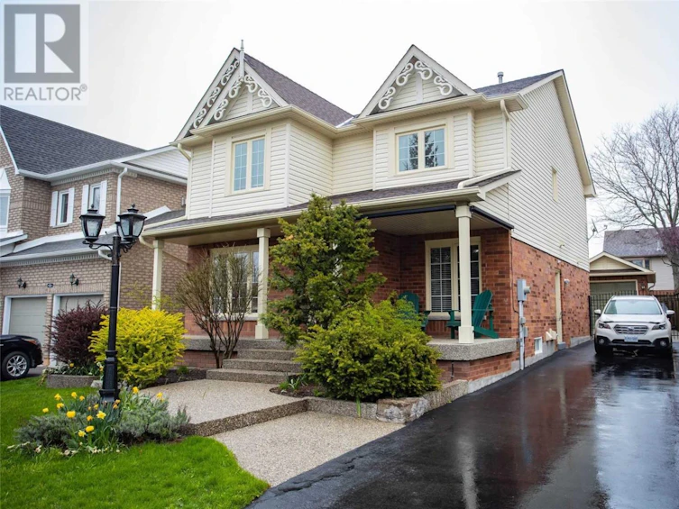 54 Laurendale Avenue, Hamilton, ON, L8B 0M6