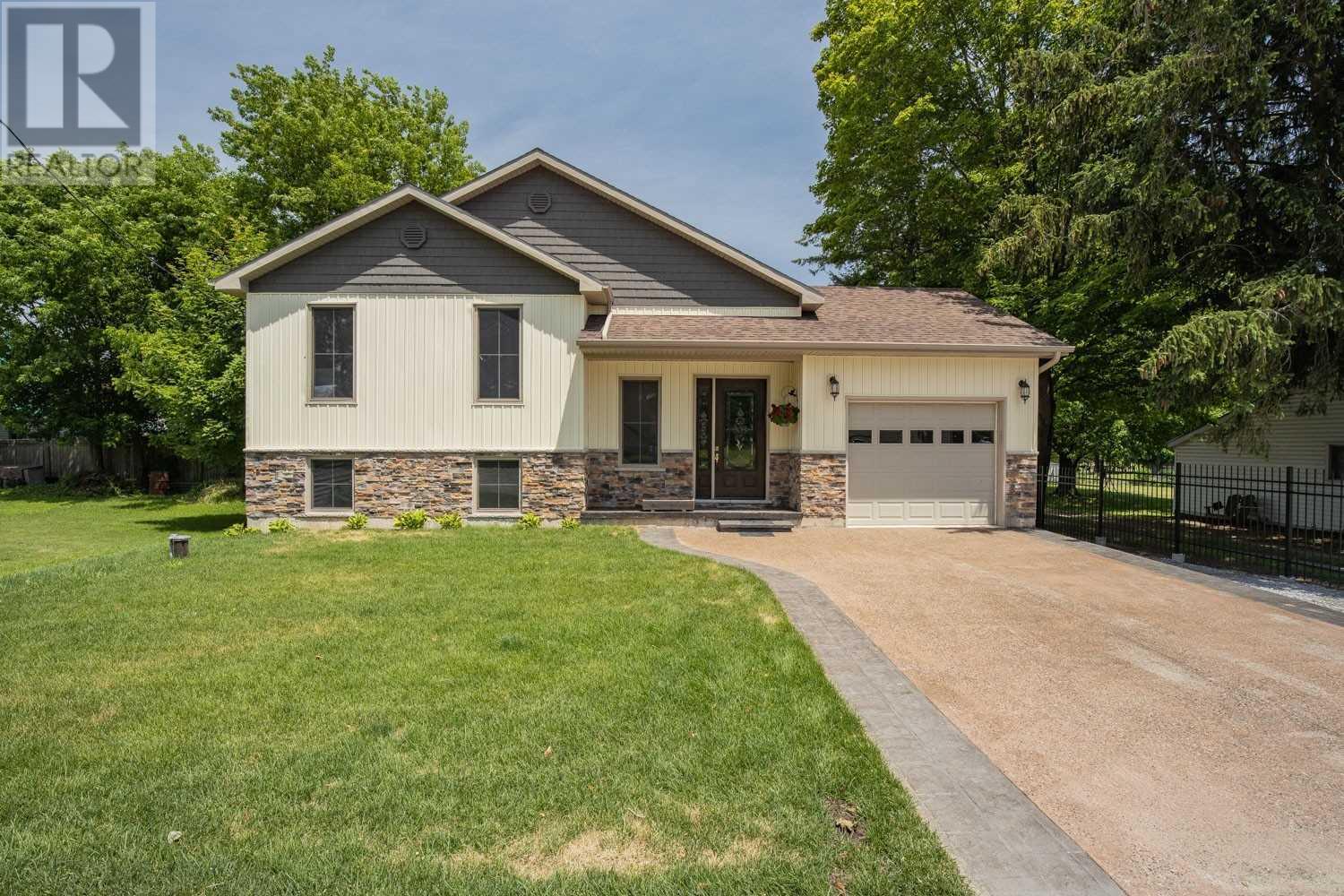 514 Fisher's Glen Road, Norfolk County, ON, N0E 1W0
