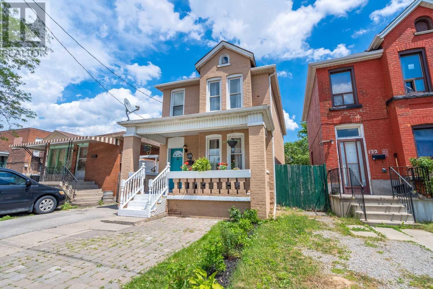 124 Chestnut Avenue, Hamilton, ON, L8L 6K9