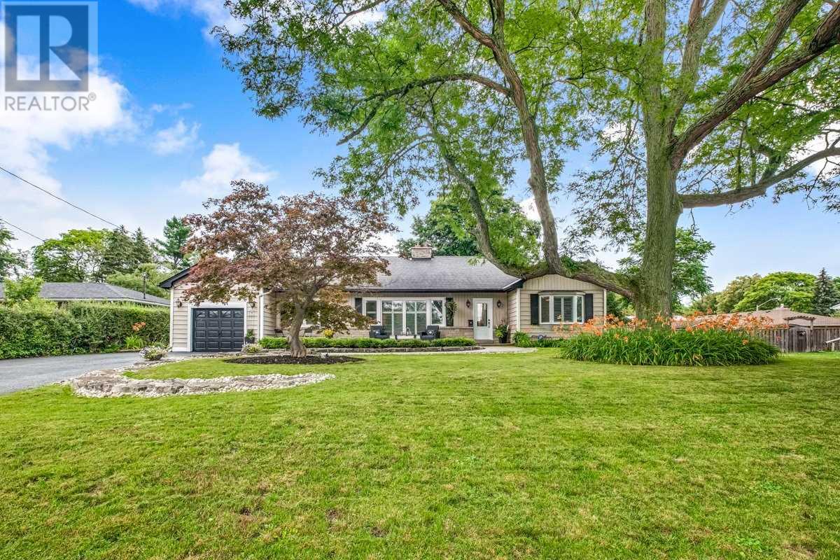 14 Marshboro Avenue, Hamilton, ON, L9H 5E1