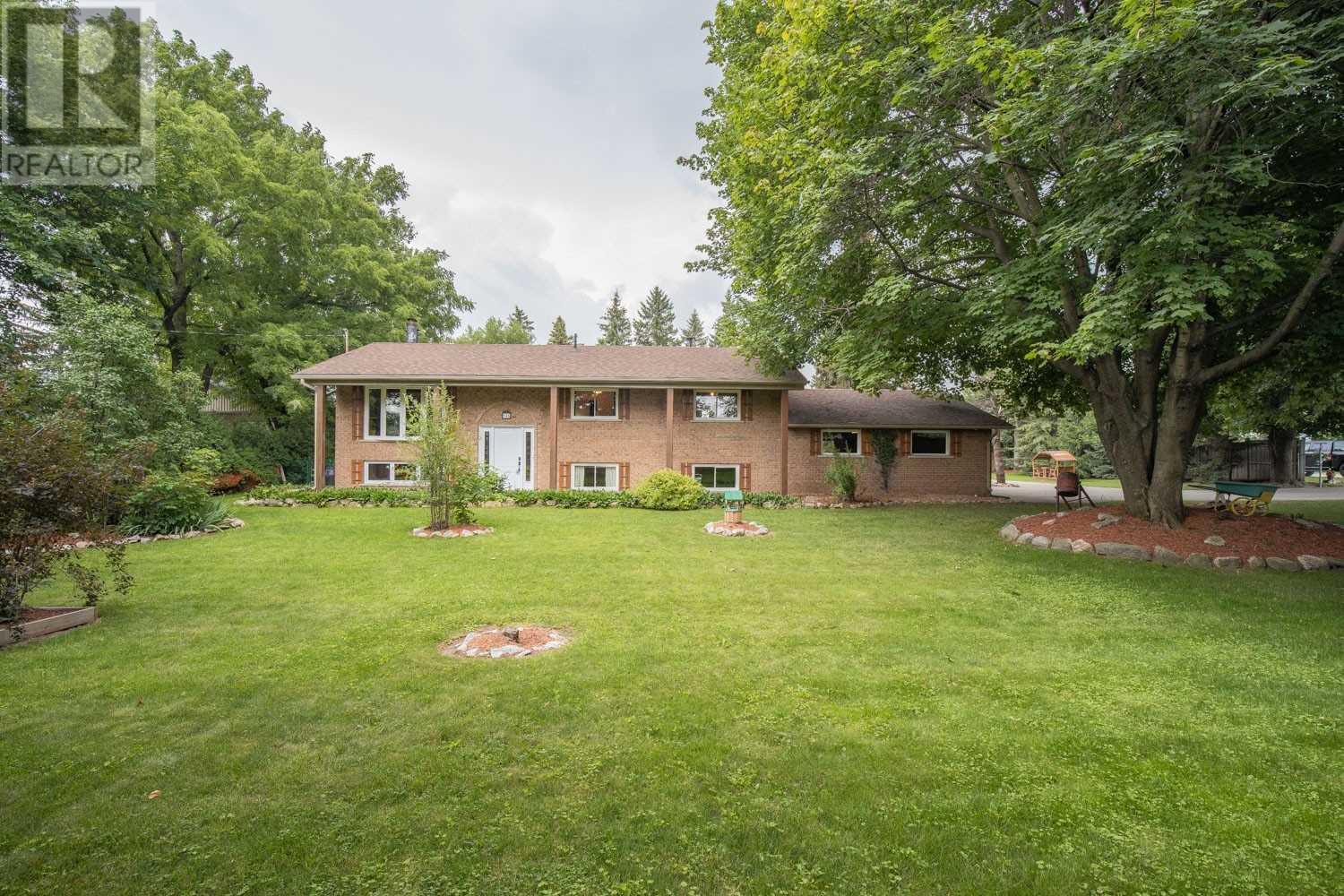 546 #5 Highway Highway West, Hamilton, ON, L9H 5E2
