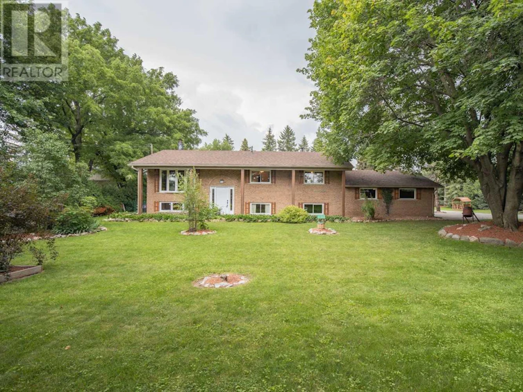 546 #5 Highway Highway West, Hamilton, ON, L9H 5E2