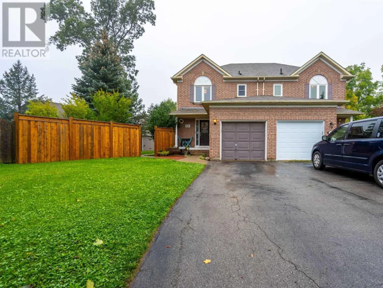 57 Harnesworth Crescent, Hamilton, ON, L8B 0J3