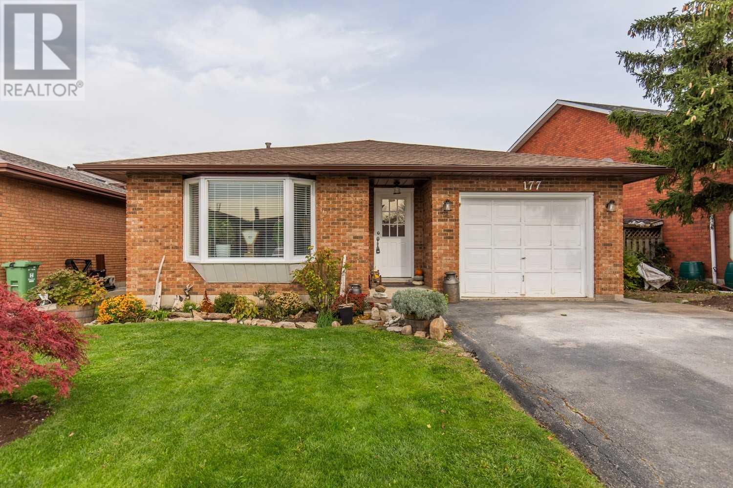 177 Ravenbury Drive, Hamilton, ON, L8W 2J2