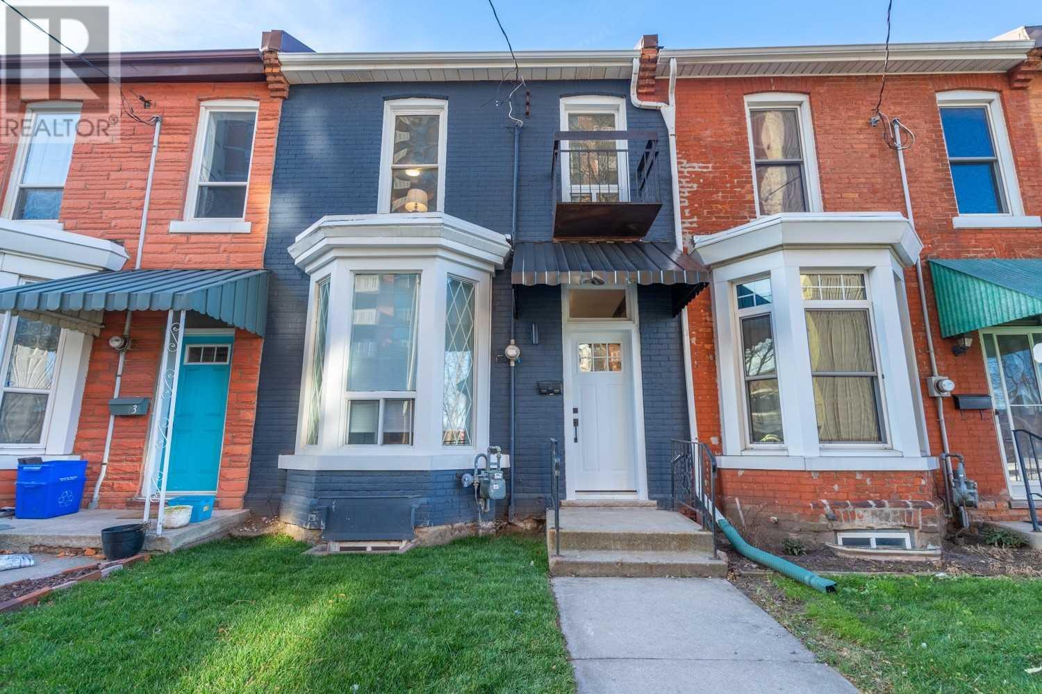 15 Emerald Street North, Hamilton, ON, L8L 5J9