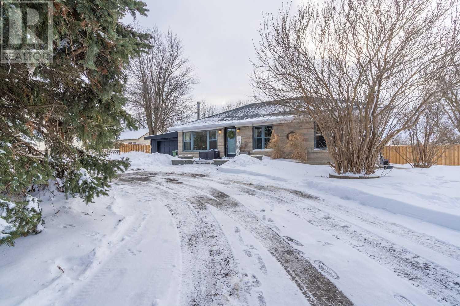 659 Highway 6 North, Hamilton, ON, L8N 2Z7