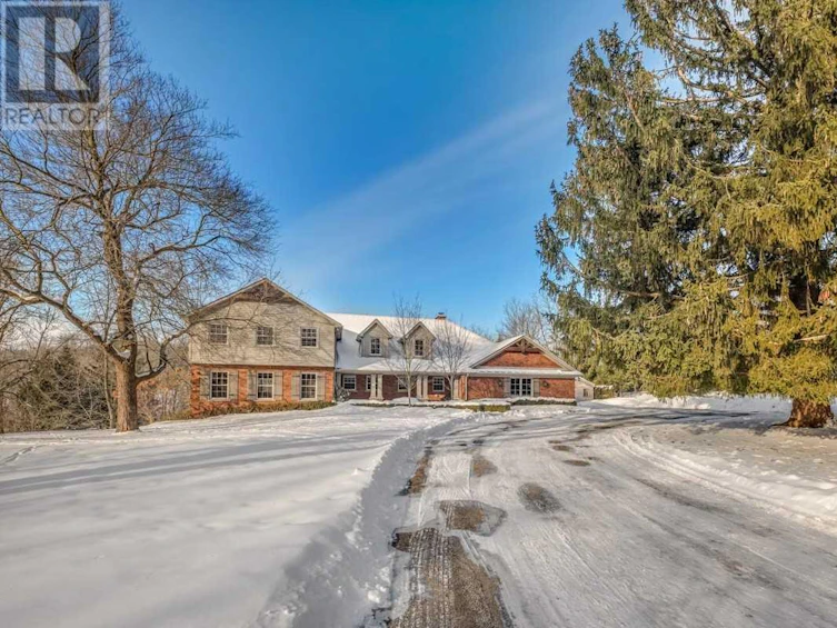 337 Cramer Road, Hamilton, ON, L9H 5E2