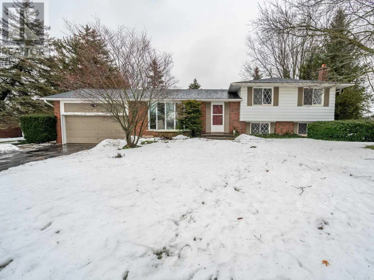 28 11th Concession Road East, Hamilton, ON, L8B 1H8