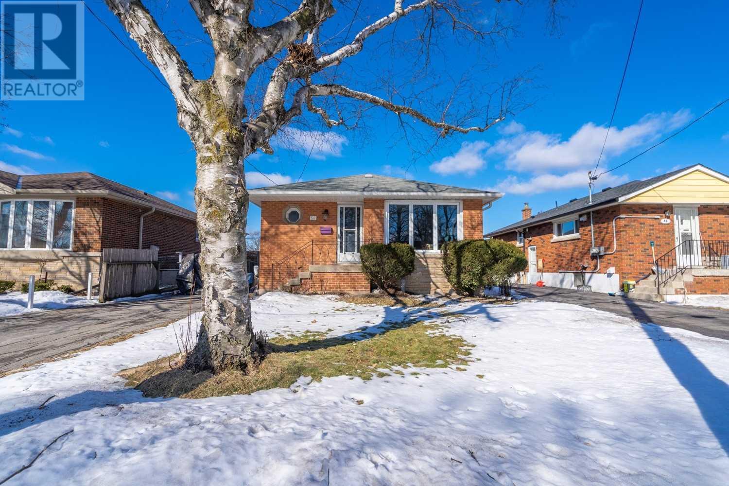 50 Warren Avenue, Hamilton, ON, L9A 3C6