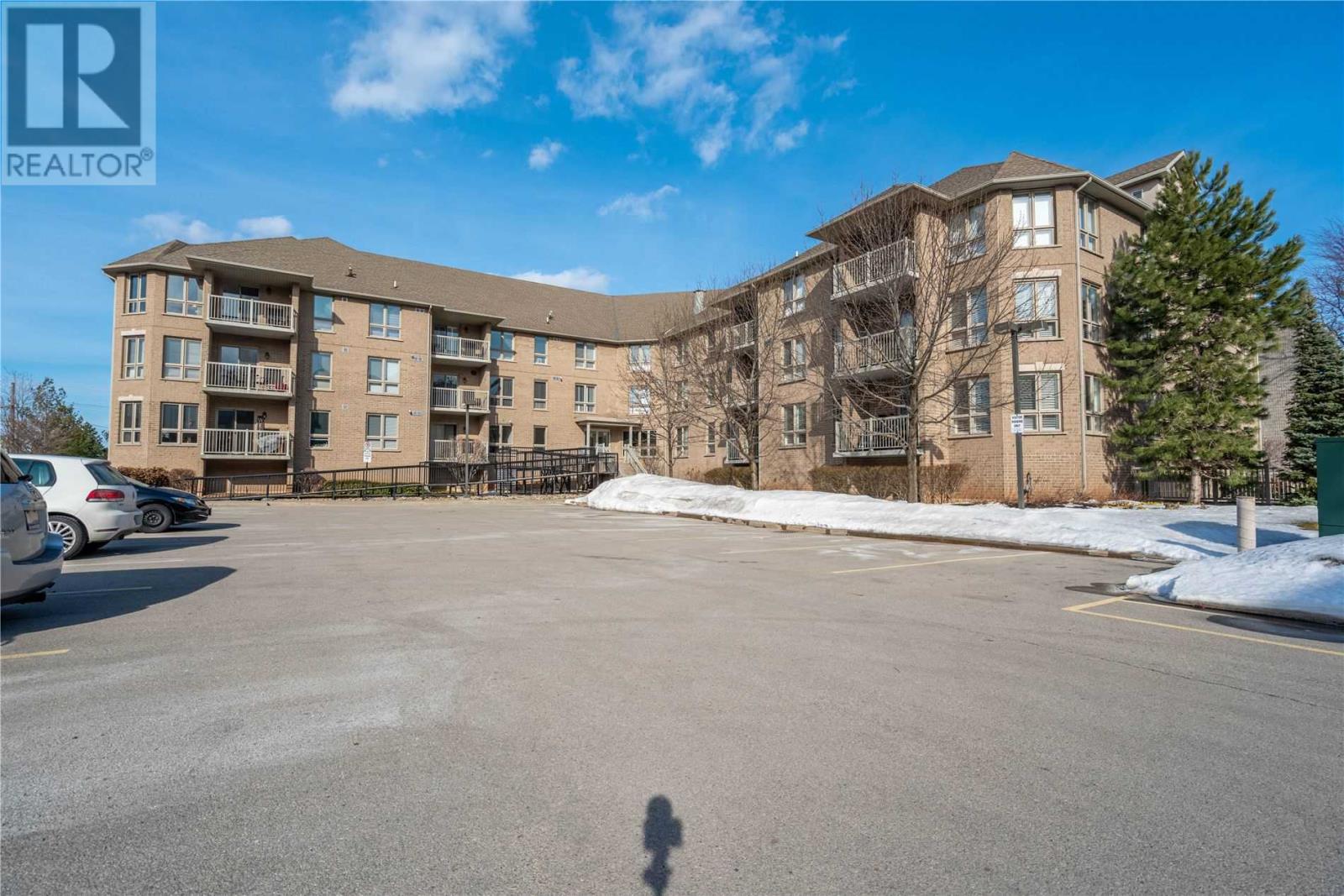 203-56 Kerman, Grimsby, ON, L3M 0A1