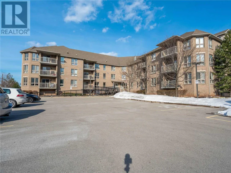 203-56 Kerman, Grimsby, ON, L3M 0A1