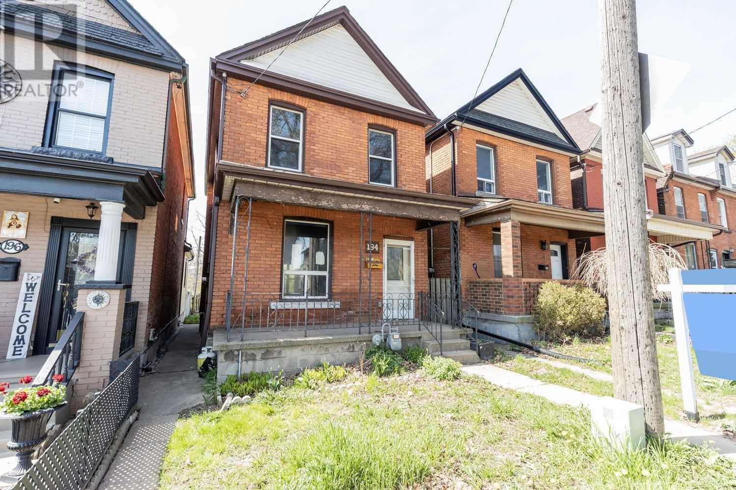 194 Simcoe Street East, Hamilton, ON, L8L 3P1