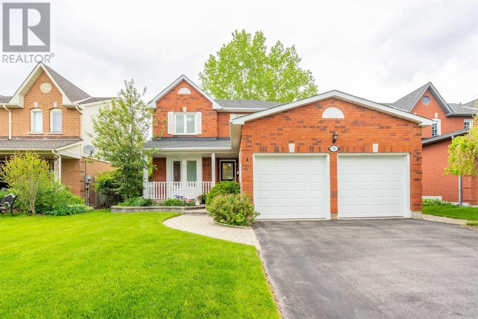 74 Royaledge Way, Hamilton, ON, L8B 0H4