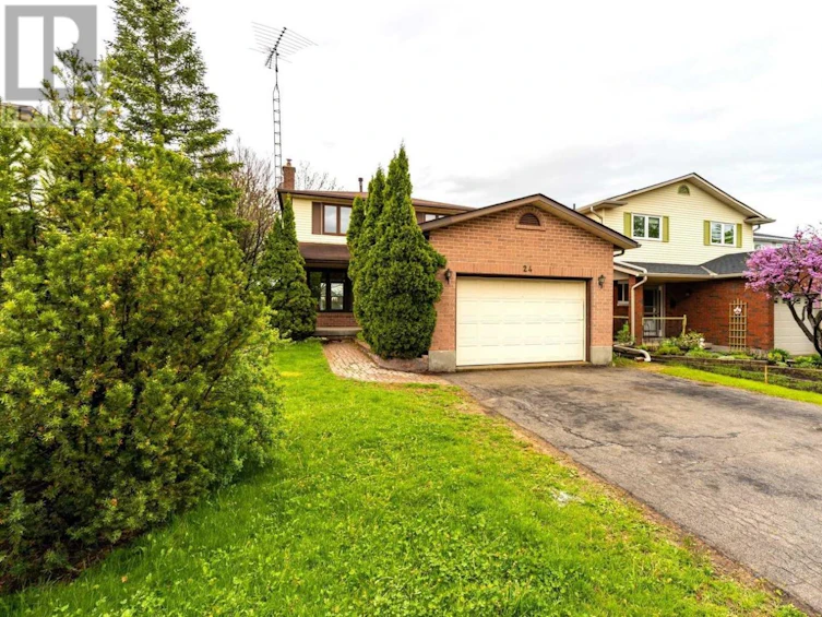 24 Harper Street, Hamilton, ON, L8B 0B6
