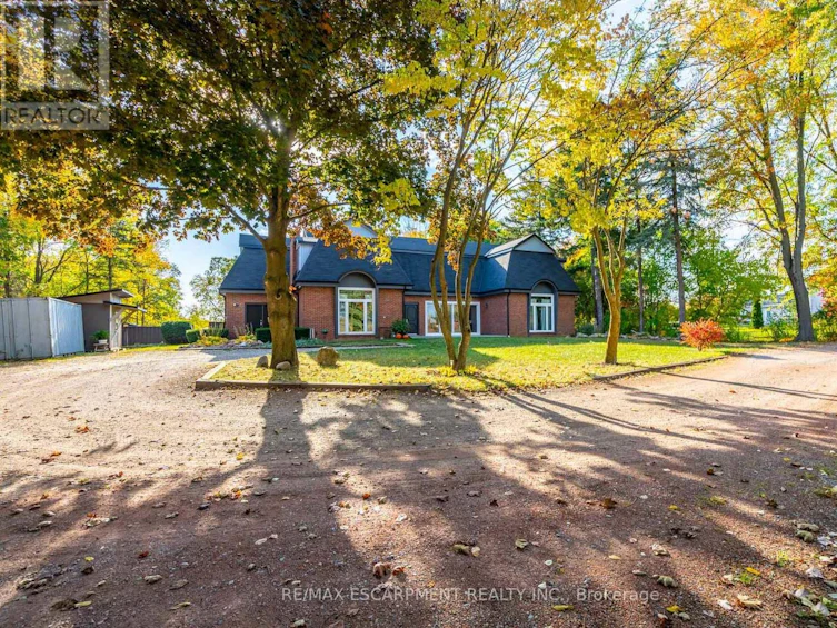 1593 Highway 6, Hamilton, ON, L8B 2Z7