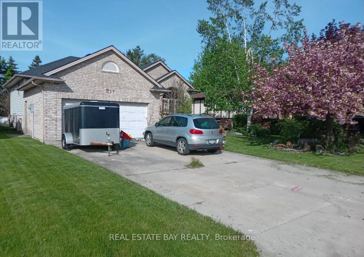 17 William Street, Kingsville, ON, N0R 1B0