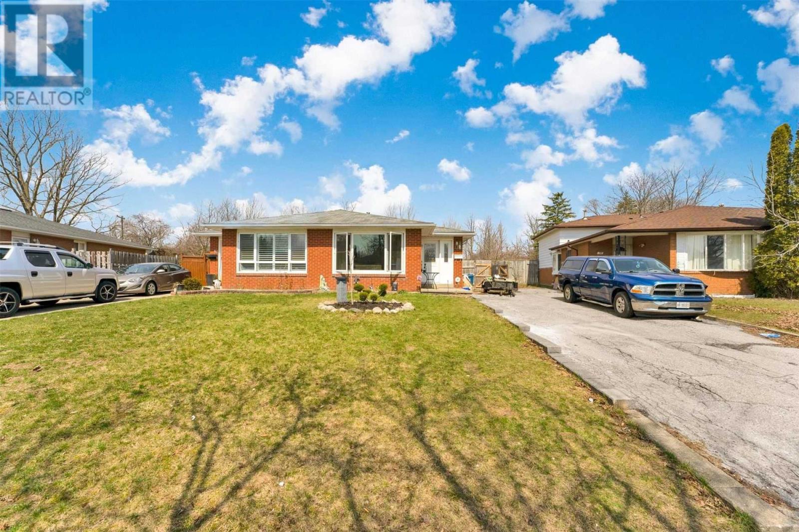 80 Markwood Drive, Kitchener, ON, N2M 2H6