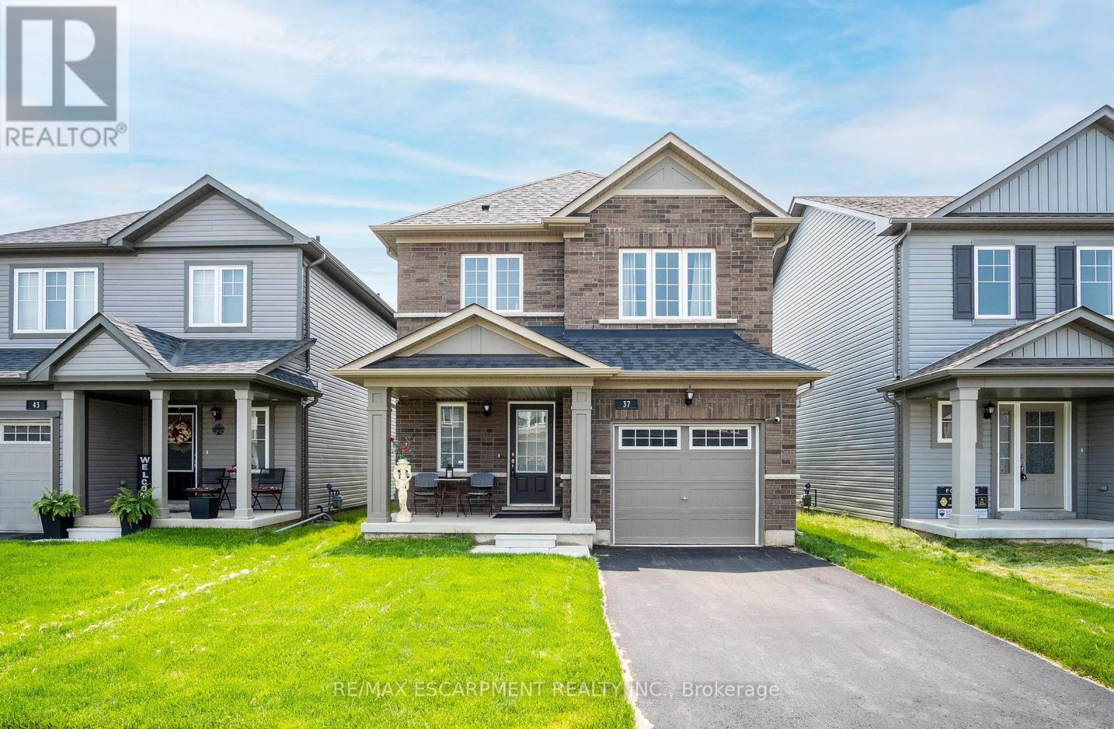 37 Cottonwood Crescent, Welland, ON, L3B 0J4