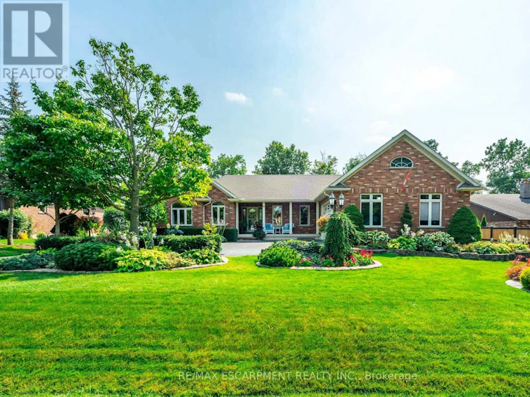 61 Aberdeen Avenue, Hamilton, ON, L0R 1W0
