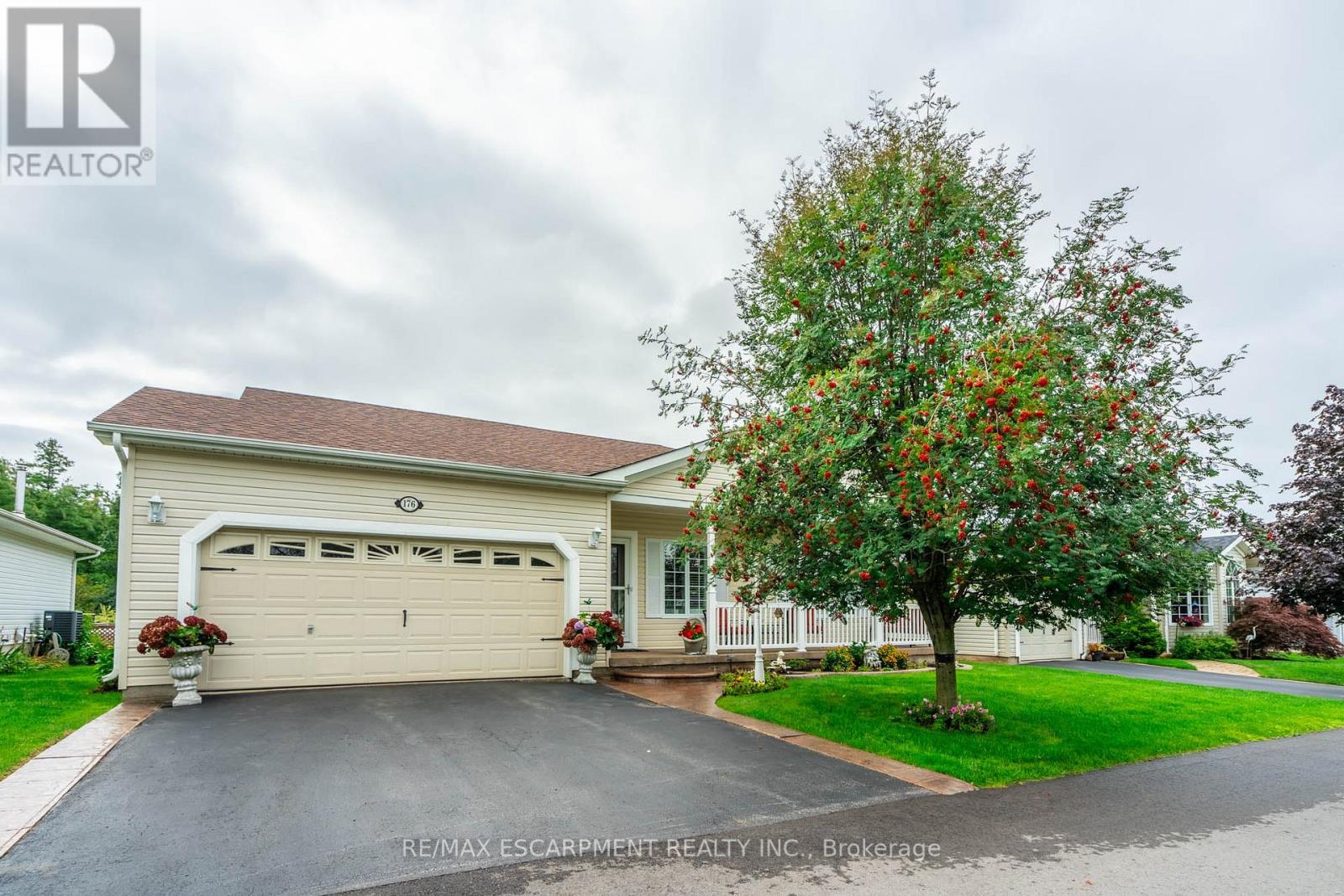 176 Glenariff Drive, Hamilton, ON, L8B 1A5