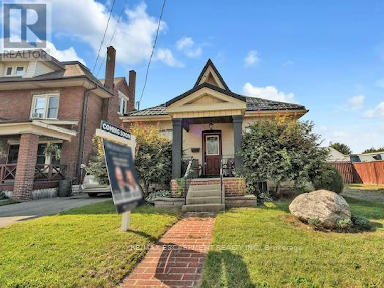 20 Leonard Street, Brantford, ON, N3T 4G8