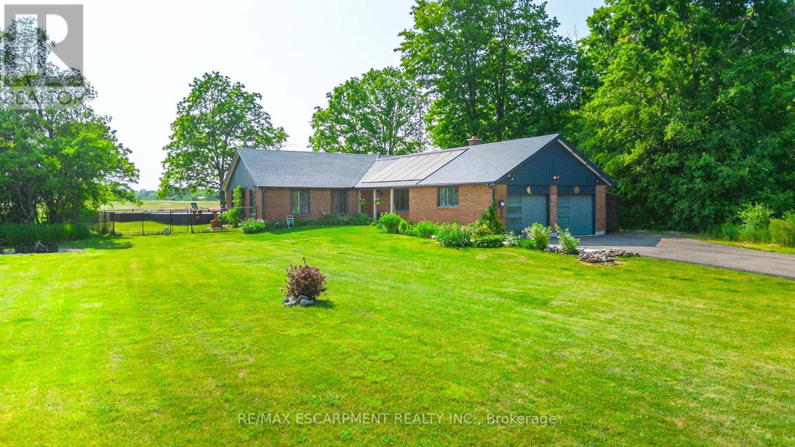 1537 Valens Road, Hamilton, ON, N1R 5S2