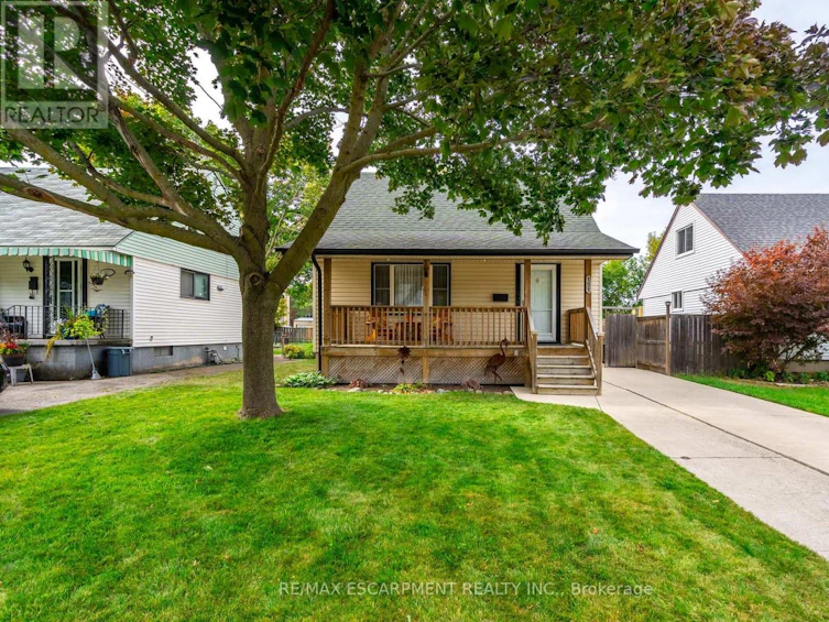 151 Glassco Avenue North, Hamilton, ON, L8H 6A1